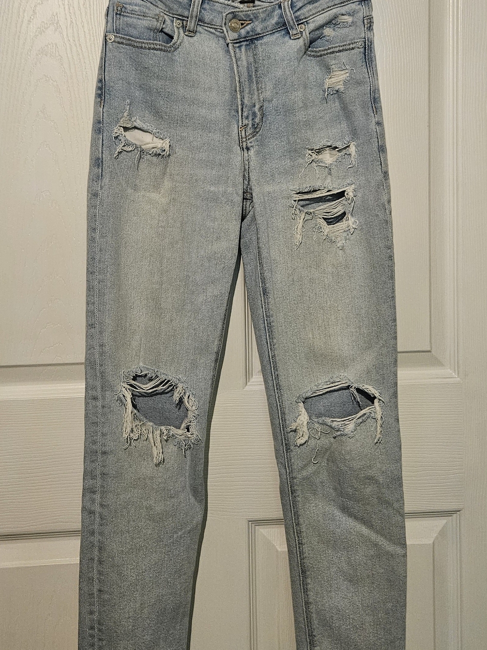 American Eagle Light Wash Distressed Cross Waist High-Rise Jeans